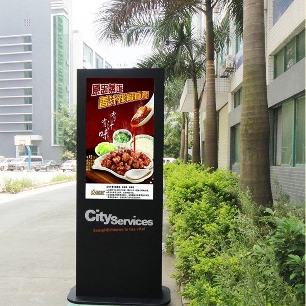 Rustproof Outdoor Digital Signage Display , Android A83T 3288A OS