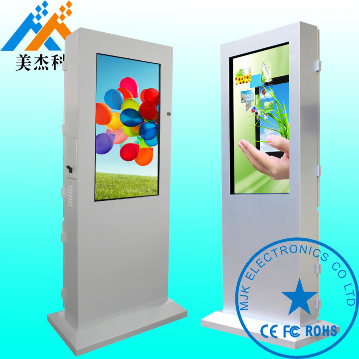 Free Standing Android Outdoor Digital Signage Display Rustproof For Museum