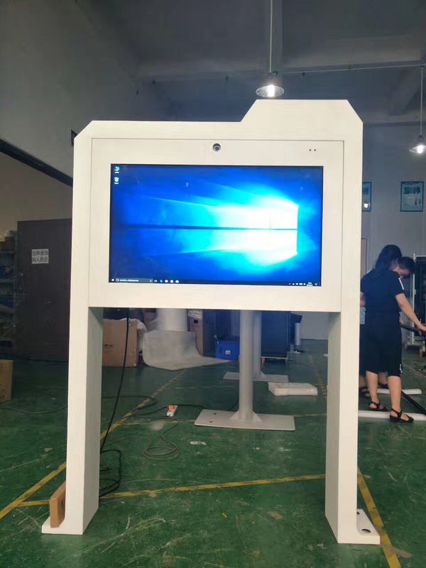 42 Inch Free Standing Waterproof Outdoor Digital Signage Display For Business Building