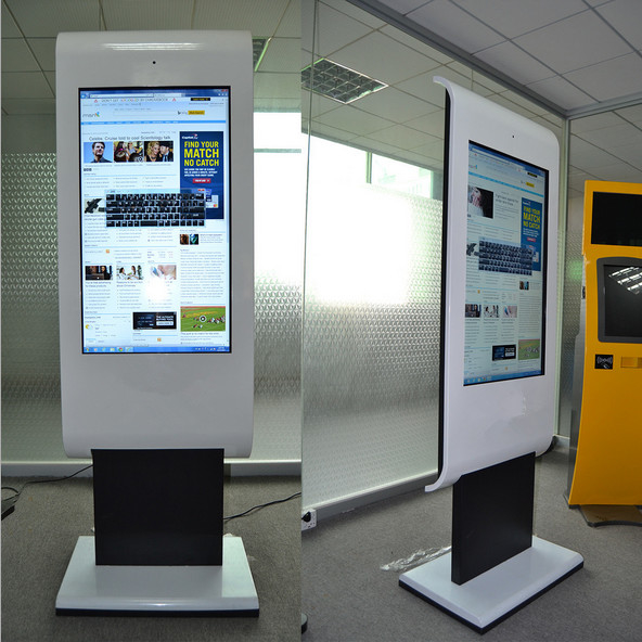 55 Inch Rustproof Exterior Digital Signage Stands 1920*1080 Silver Metal Case