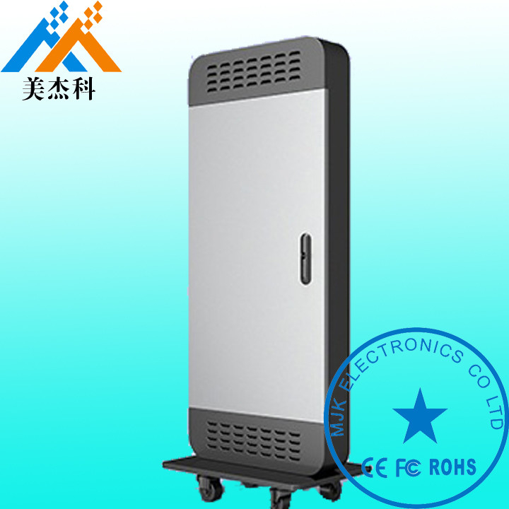 Super Market HD Screen Outdoor Digital Signage WIFI LAN Function With Wheel
