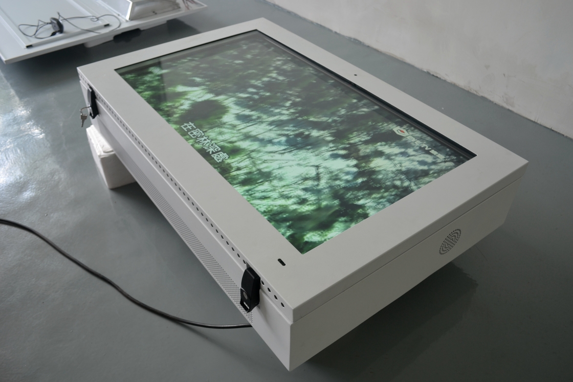 46 Inch High Resolution Wall Mounted Advertising Display 1080P For Stadiums