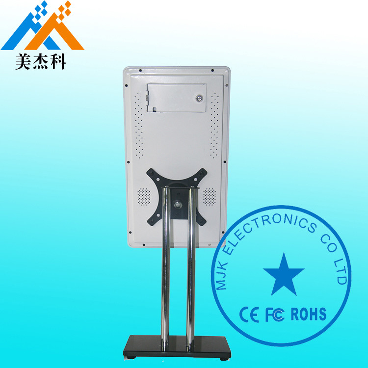 Bathroom Magic Mirror Display With TV / Touch Kiosk Digital Mirror Advertising 32 Inch