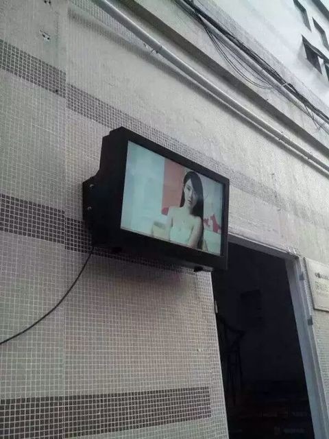 32inch 42inch 55inch hight resolution high brightness outdoor VESA wall mounted advertising kiosk