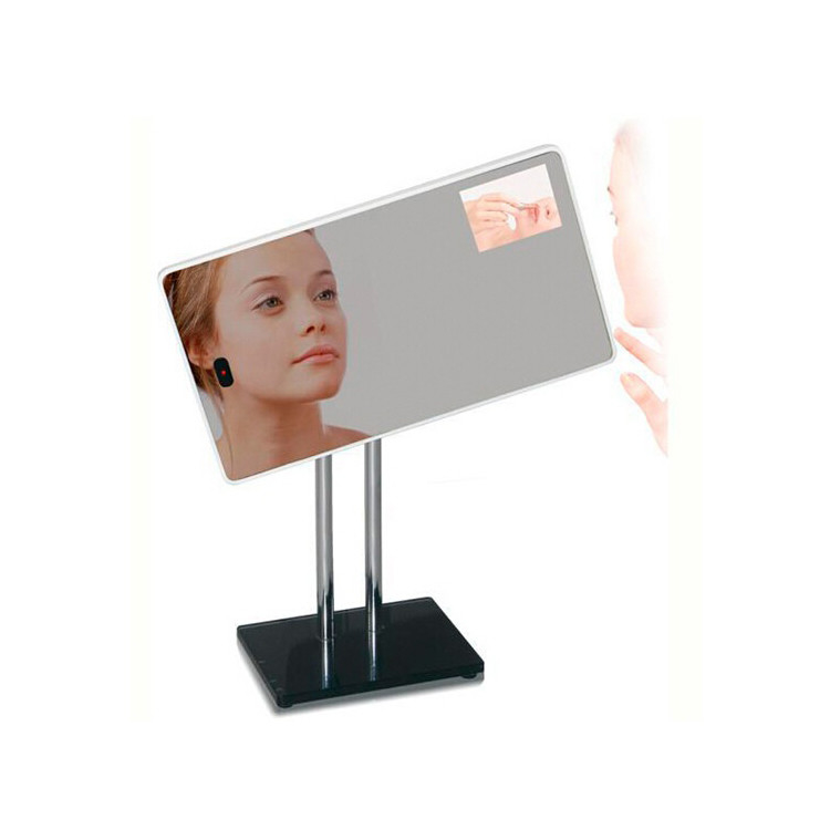 Floor Standing Magic Mirror LCD Advertising Screens Display For Shopping Mall Center