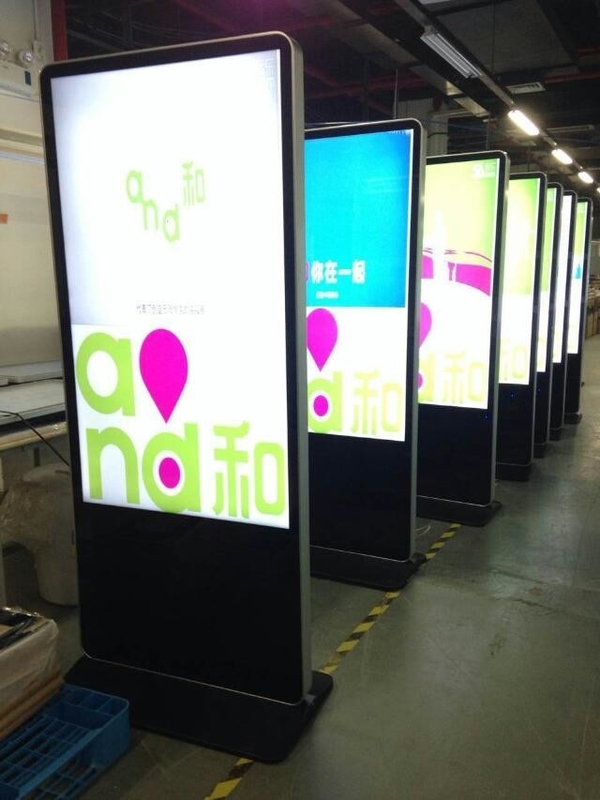 Ipad Design HD Networking 65" LCD Advertising Digital Signage Display , High Brightness