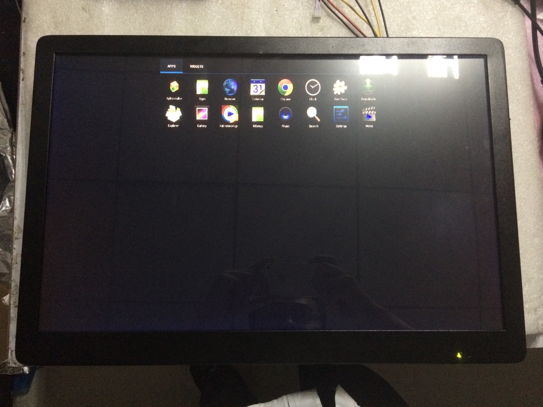 Bank HD 21.5 Inch Wall Mount LCD Display 1080x1920 Support 3G / WIFI