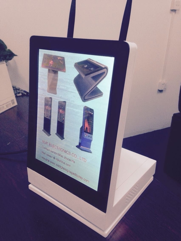 Quad Core 12.1 inch Vertical LCD Display With Rotating Base , Wifi And 3G